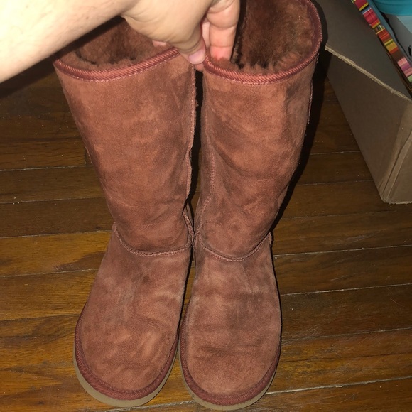 Ugg tall boot in rust color - Picture 1 of 5